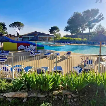 Holiday home Maisonnette 4 Personnes *