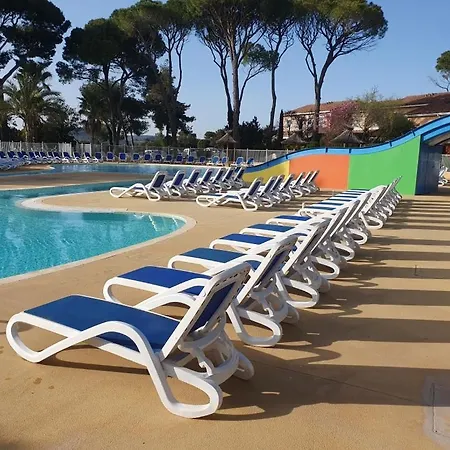 Maisonnette 4 Personnes *